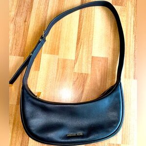 Michael Kors Avra Medium Crossbody Black